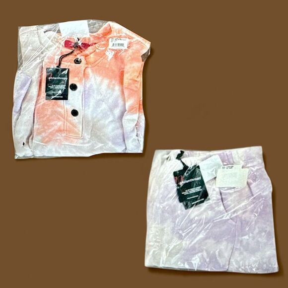 N:Philanthropy Harleen Tie Dye Sweatshirt & Bee Tie Dye Shorts Set - Picture 11 of 16